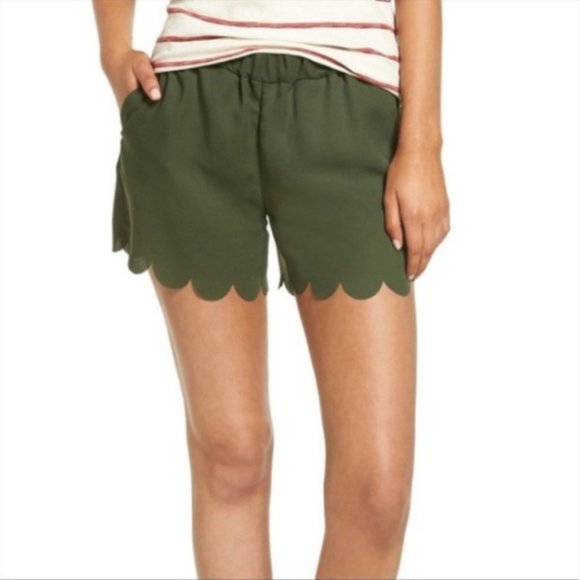 Olive Scalloped Shorts - Picture 1 of 4